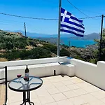 Beautiful Helios With Stunning Sea View! * Vrouhas